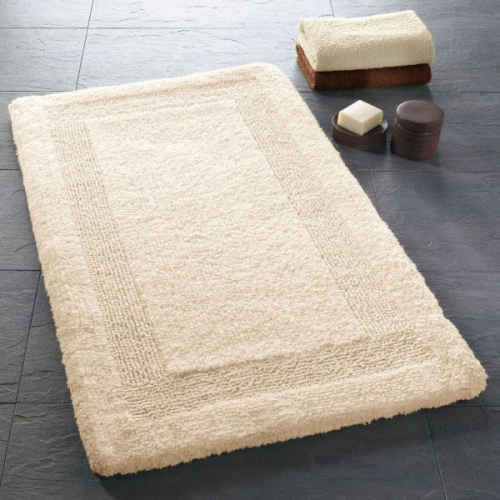 Bath rug